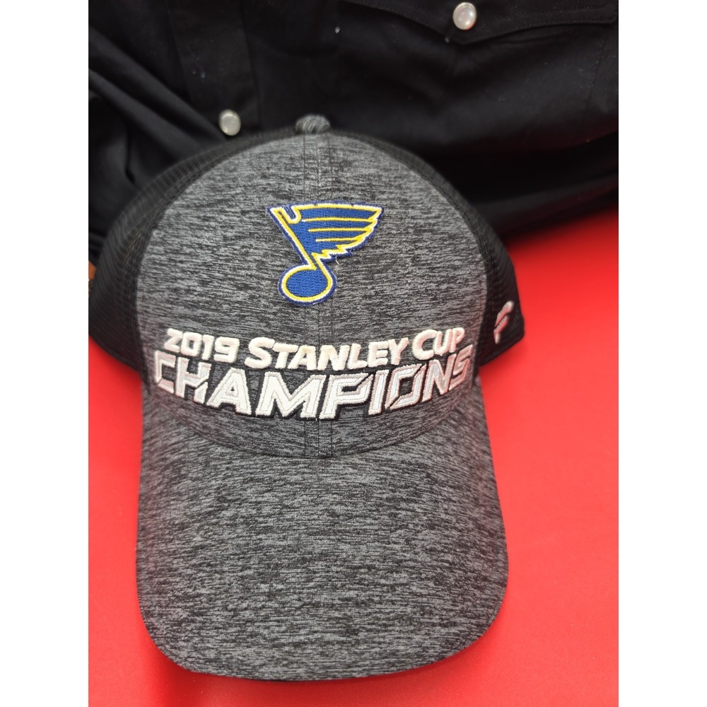 StL Blues Hat New 2019 Stanley Cup Champs Snapback Fanatics Authentic Pro Hockey